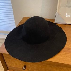 American Apparel Black Felt 100% Wool floppy hat